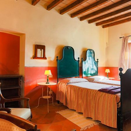 Agriturismo Le Corti Della Gualdana Voghera Eksteriør billede