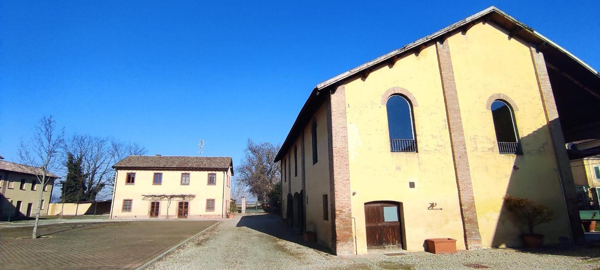 Agriturismo Le Corti Della Gualdana Voghera Eksteriør billede