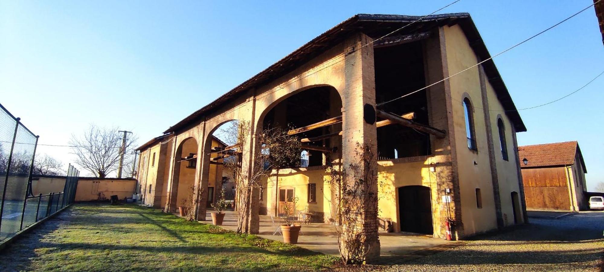 Agriturismo Le Corti Della Gualdana Voghera Eksteriør billede